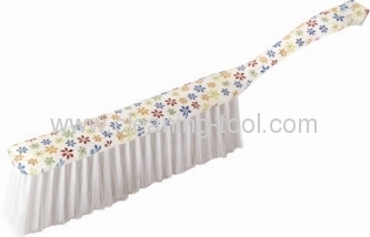 Manico lungo spazzolone di fiori bianco