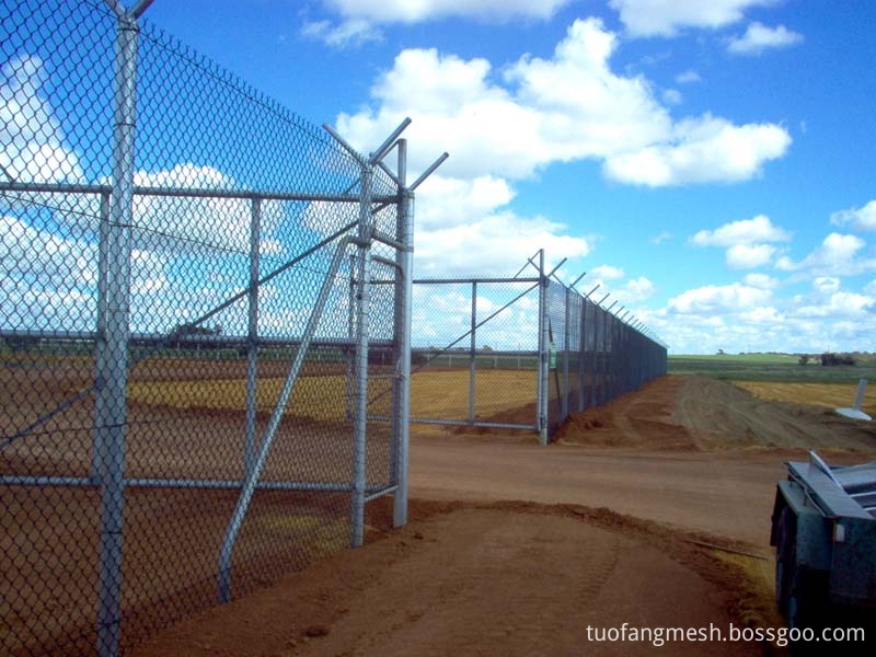 HDG chain link fencing 