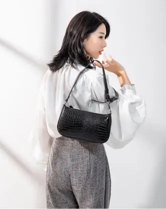Alligator PU commute small shoulder bag
