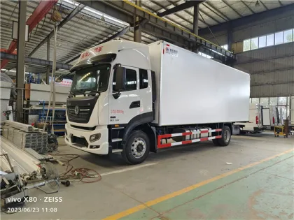 10ton Dongfeng Refrigerated Freezer Truck
