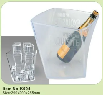 Plastic wine holder