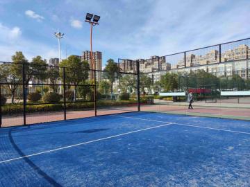 Kapalı dış mekan padel mahkemesi için 15mm yapay çim