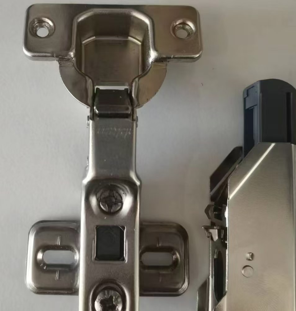 Door hinge