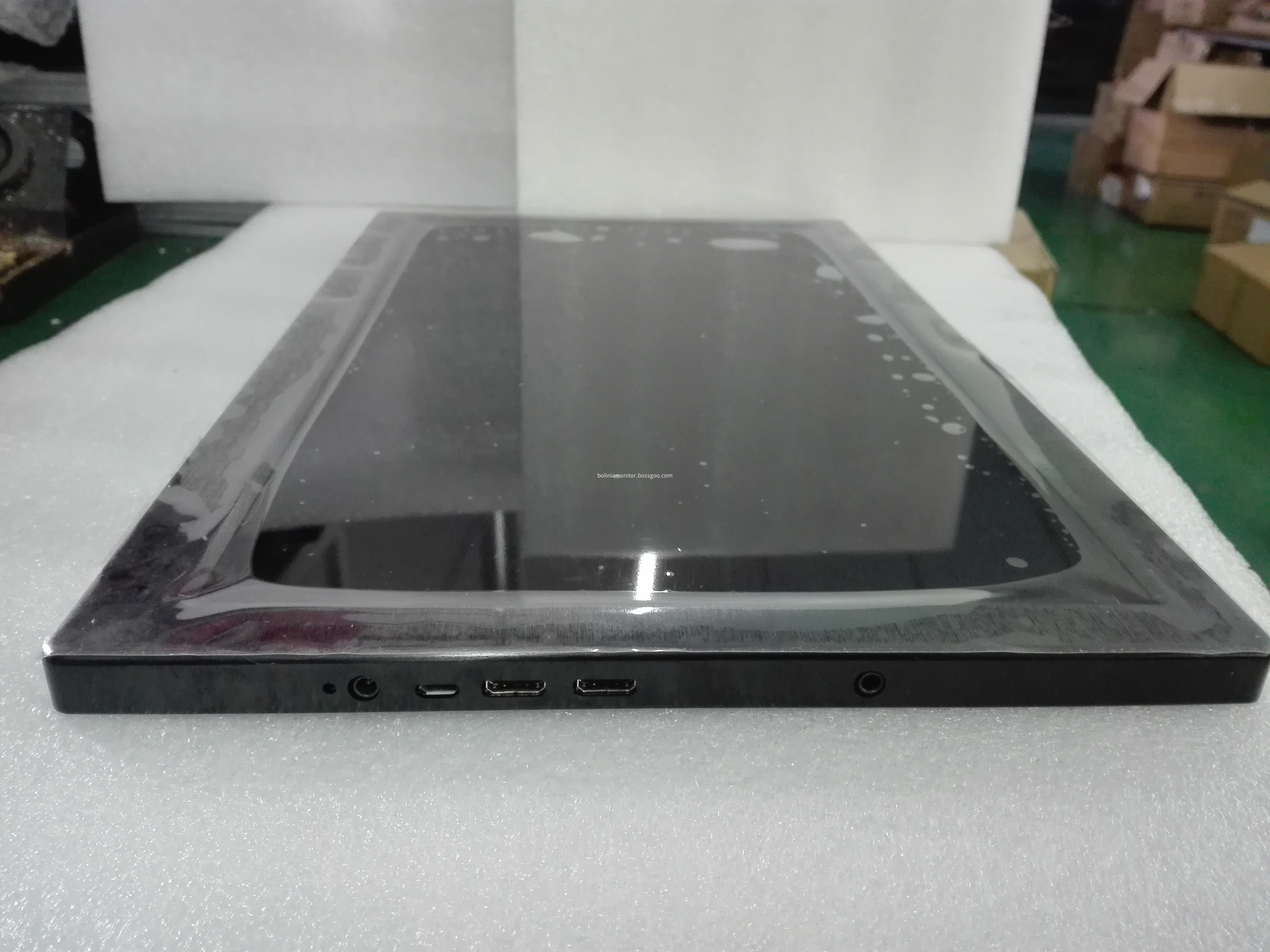 portable monitor 6
