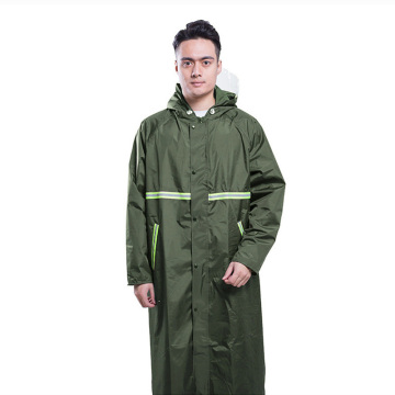 Lightweight Waterproof Men's Hooded Rain Jacket for Active Use