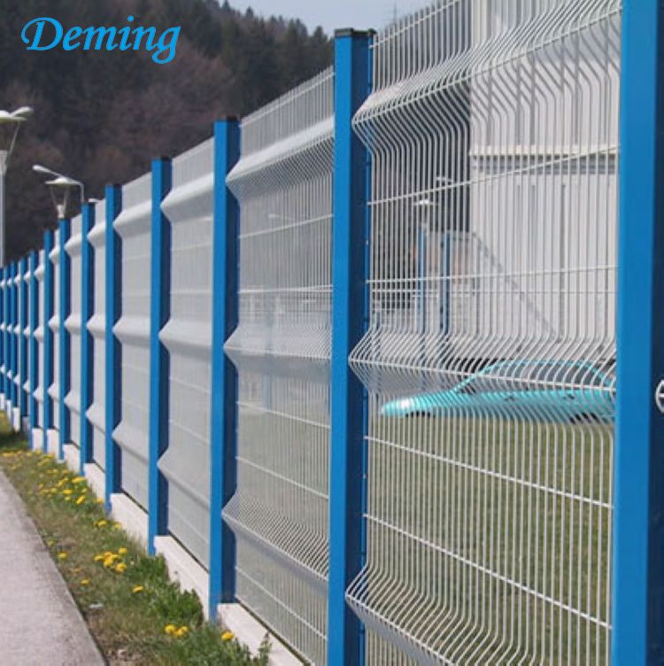 3 Curve PVC Coated Welded Wire Mesh Fence