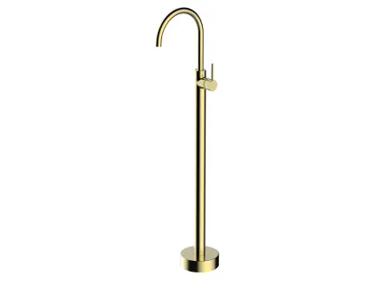 Free standing bath tub faucet