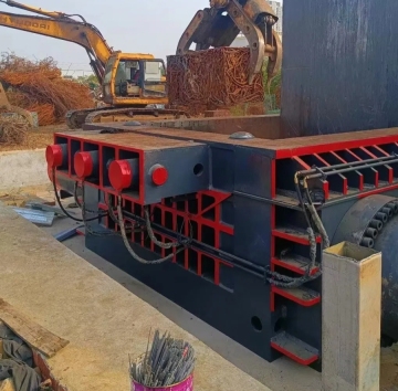 Automatic waste iron steel baler for scrap yard