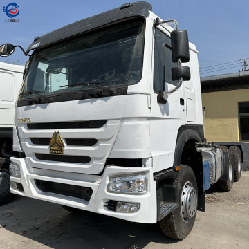 Sinotruk Howo 6x4 10 Wheel Tractor Truck