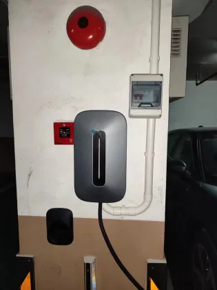 Universal 220V/380V Fast Charge Charging Pile Gun for 7/11kw Household Electric Vehicles