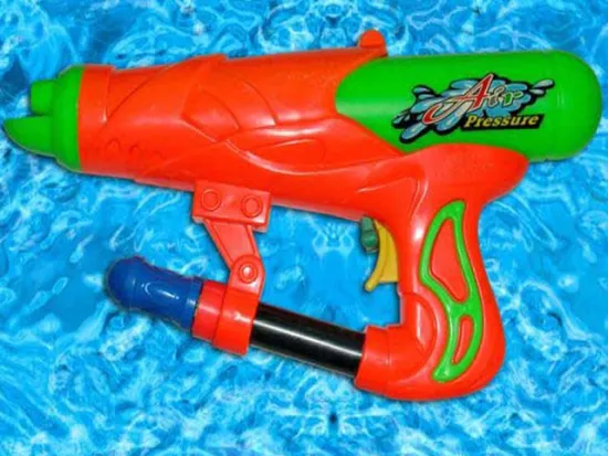 PUMPED WATER GUN
