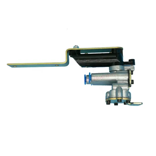 Kinglong Bus Air Suspension System - Height Control Valve & Leveling Valve Spare Parts