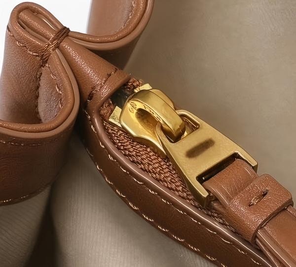 女性用のスタイリッシュな大容量の革のバッグ Stylish Large Capacity Leather Bag for Ladies