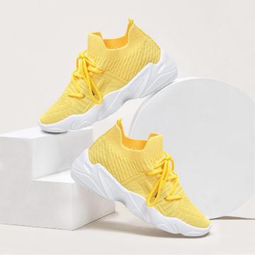 2021 tênis flyknit leves esportivos de cimento amarelo