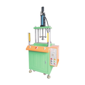 Hong Jin Automobile Metal Working Machinery: гидравлическая пресса и переночная машина с ЧПУ