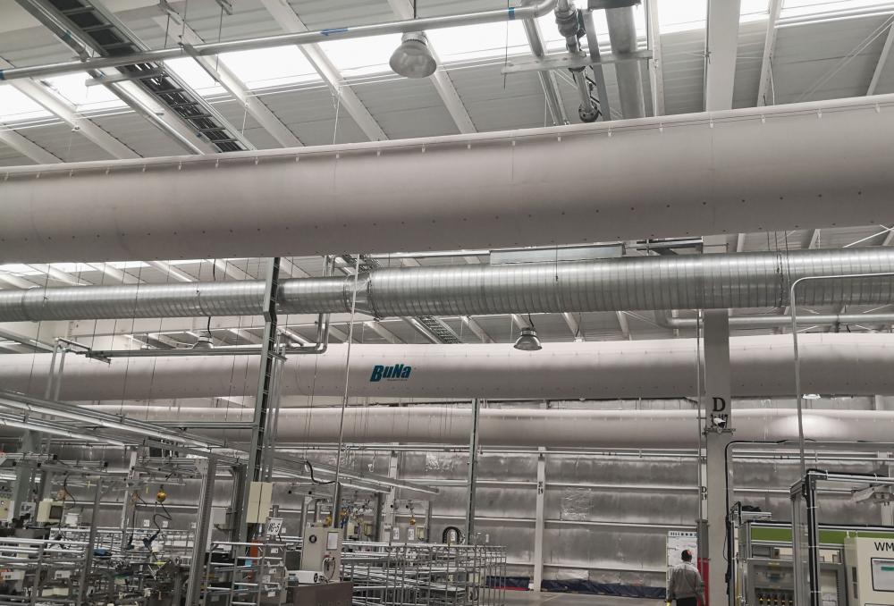 Application of bag air duct in workshop