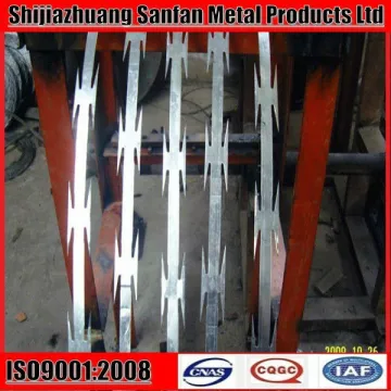 BTO 22 concertina razor wire 450X3clips galv concertina cross razor