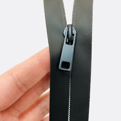 Heavy duty open ended black zippers for luggage