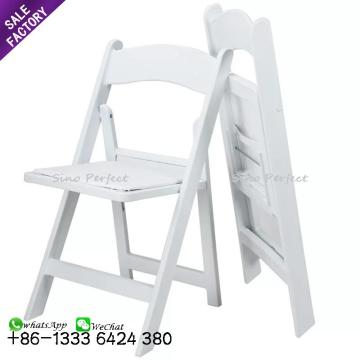 Sino Perfect Furniture Großhandel Top -Qualität faltbare Hochzeitsveranstaltung Plastik Wimbledon Garten Weißer Harz Klappstuhl Outdoor Outdoor