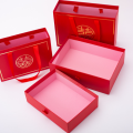 Caixa de presente de casamento vermelho com alça de folha de ouro