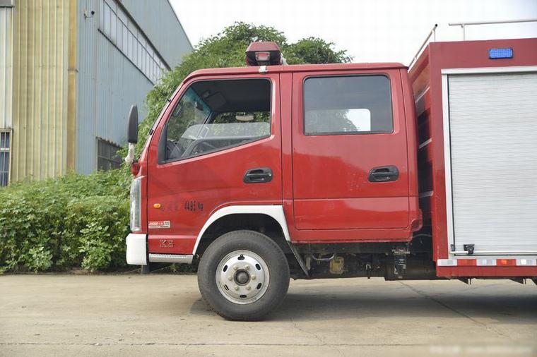 Kama 4x4 الشاحنة في حالات الطوارئ والإنقاذ