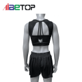 Top e pantaloncini da allenamento allegria