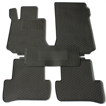 Durable Waterproof Fireproof Latex/PVC/Rubber Car Mats for Benz C W204 (2007-2015)