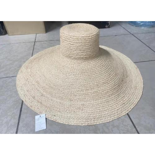 Grand chapeau de soleil de paille de Raffia