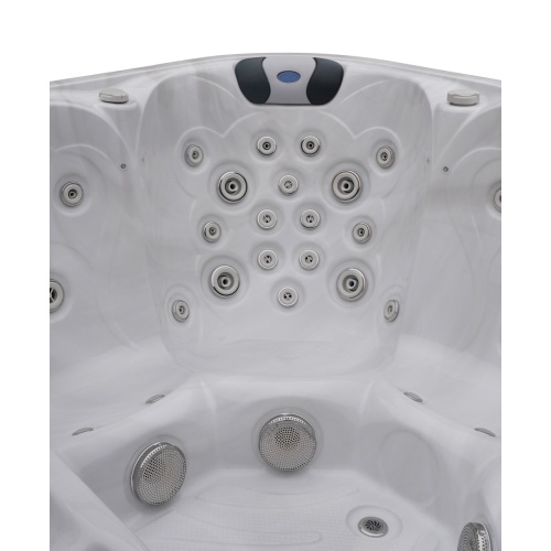6-Person Acrylic Outdoor spa