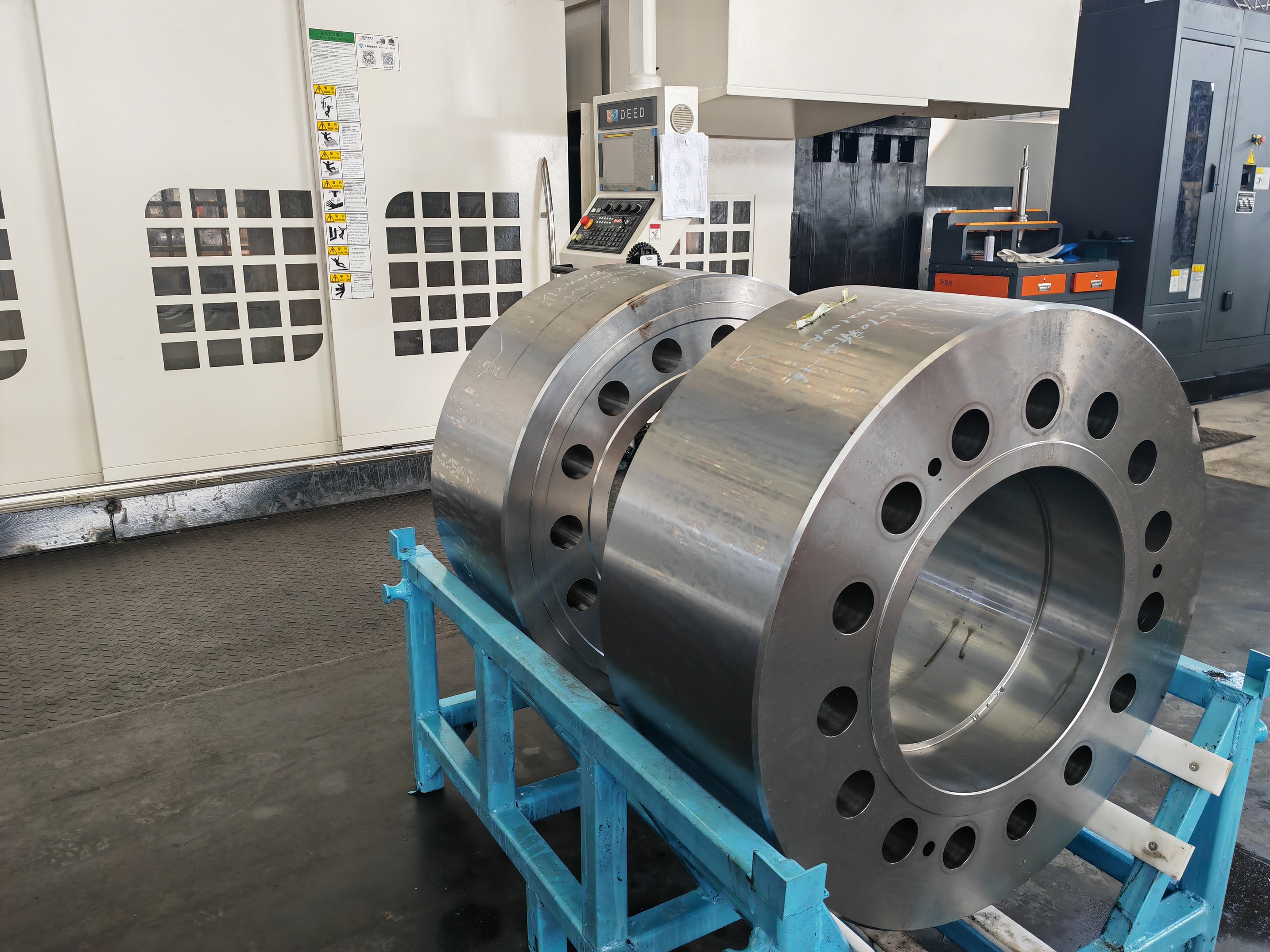 Precision Forged Pressure Vessel Flanges