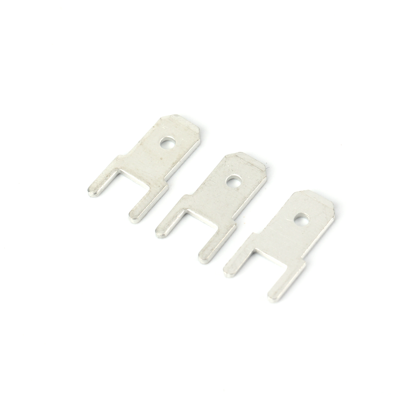 PCB soldering connectors