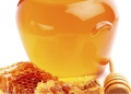 natural and pure golden organic sunflower honey