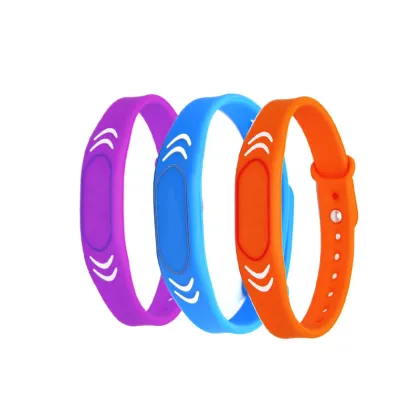 Wholesale RFID Silicone Wristbands for Water Parks and Smart Devices