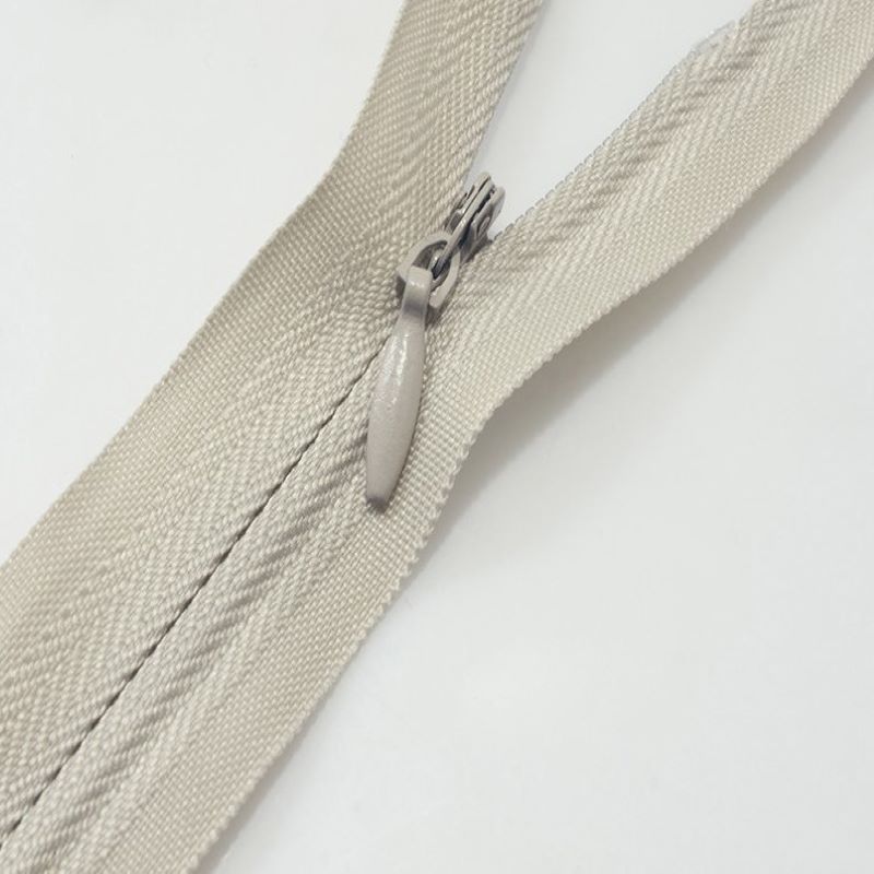 Heavy duty dress zippers