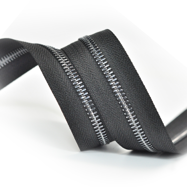 Aluminum zipper Aluminum zipper