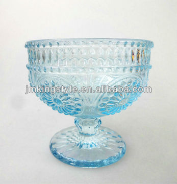 Embossed ice-cream bowl