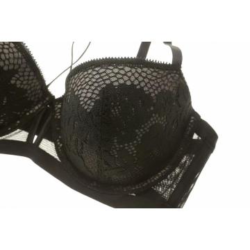 Bikini con reggiseno push up in pizzo trasparente in stock