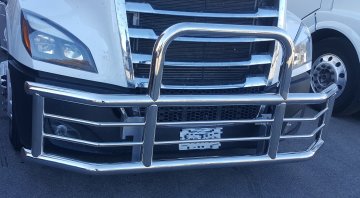 With Brackets America Semi Truck Bumper Deer Guard