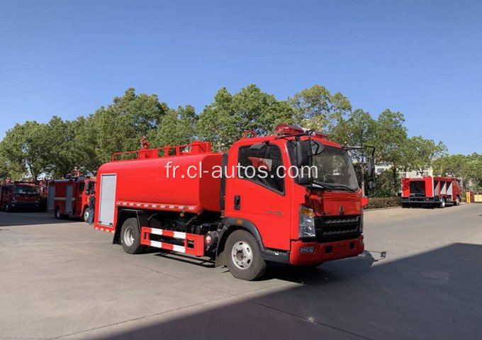 Camion de pompiers de l'arroseur à eau de Howo 8Tons