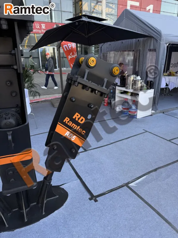 Silent and Eco-Friendly Hydraulic Breaker for Efficient Skid Steer Loader Operations