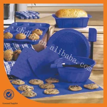 Cake baking suit