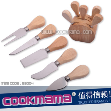 Bộ dụng cụ phô mai 6pcs được đặt với khối Woodend
