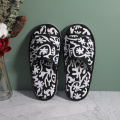 Cheap Luxury Customized Logo Hotel Slippers Bathroom