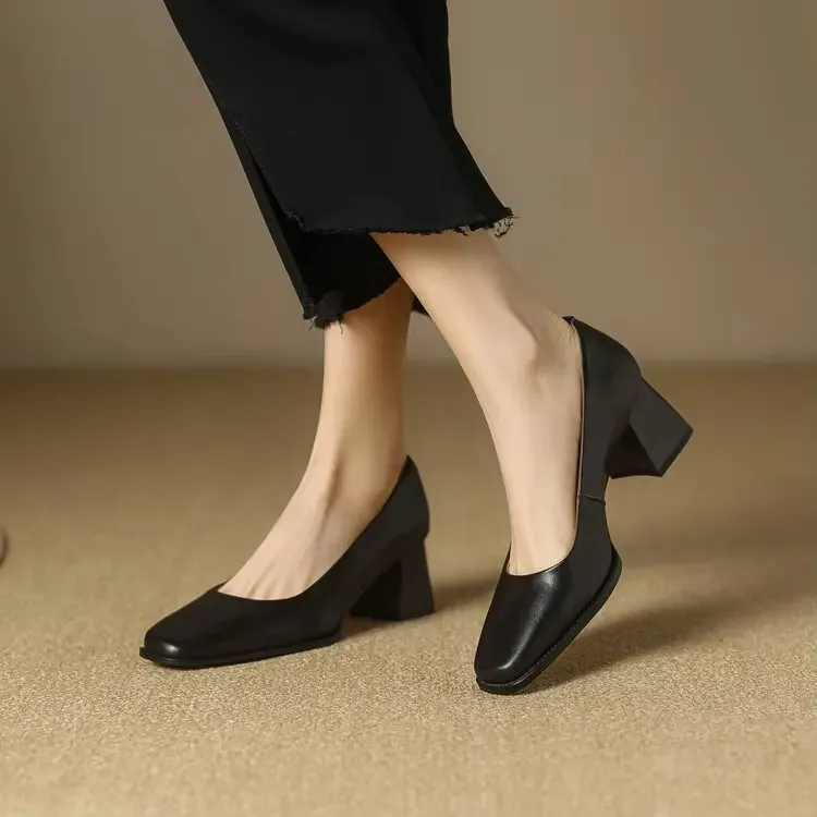Black Block Heel Pumps for Women - OEM ODM Soft Leather Office Attendant Hotel Heels Dress Pump