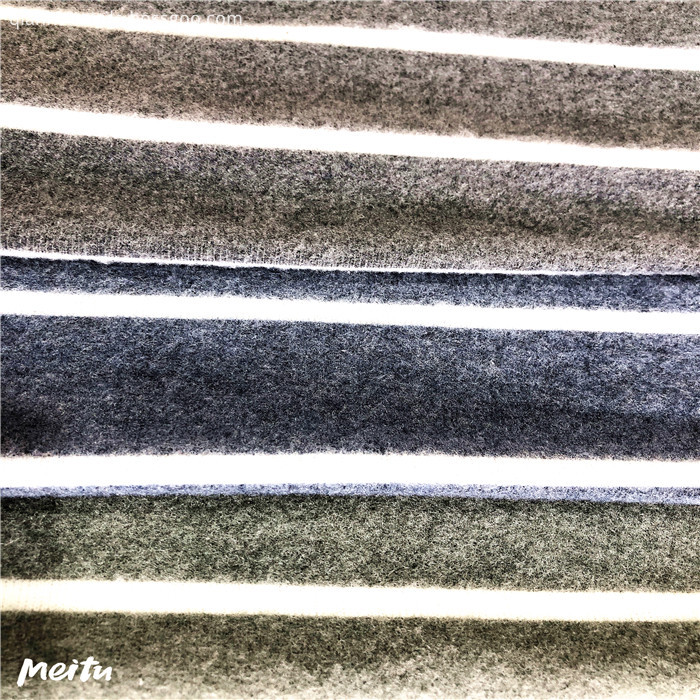 Hacci with horizontal stipes