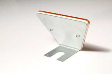Single Reflective Side Trapezoid Delineator