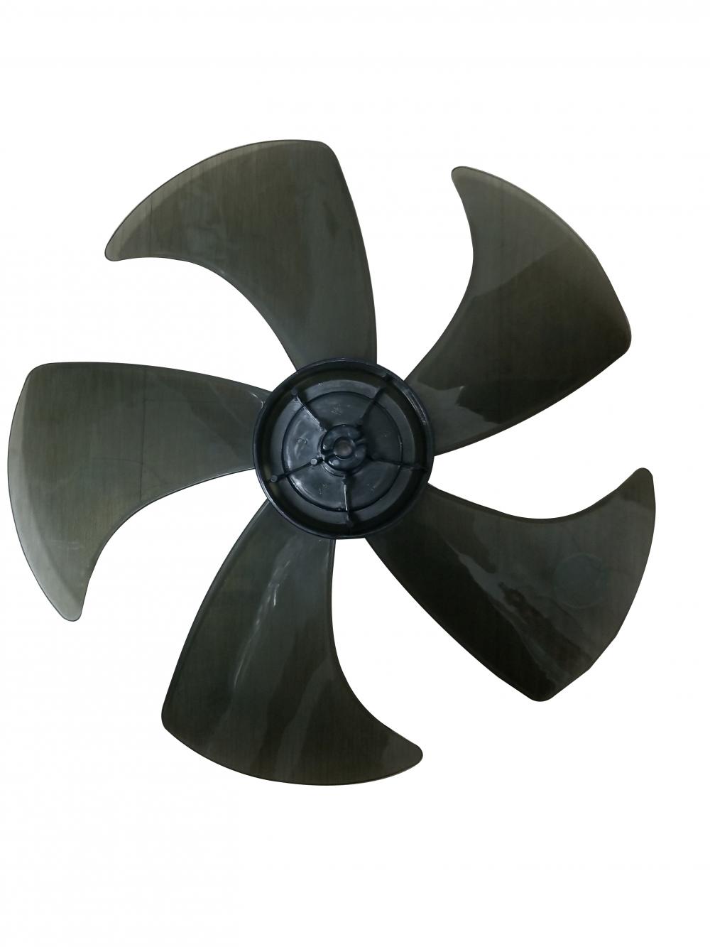 Moule d'injection de lame de ventilateur en plastique