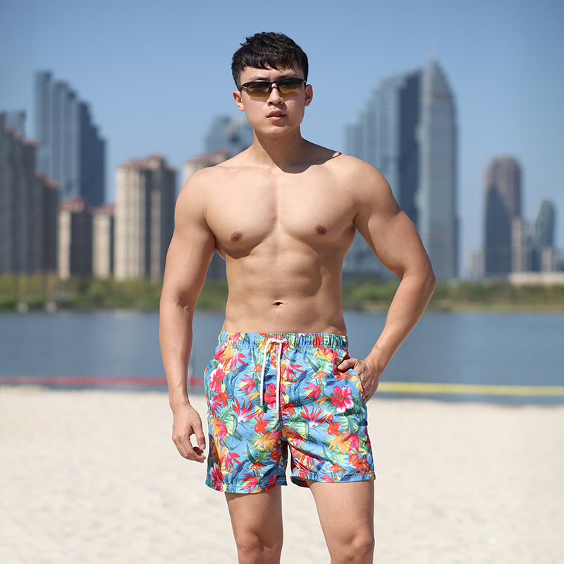 Quick Dry Water Repellent Man′s Swim Short