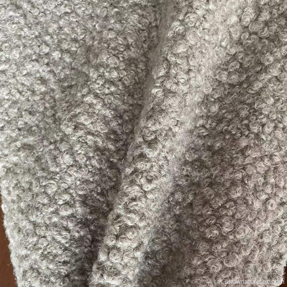 Tessuto di lana bollito a maglia