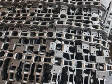 Multi-purpose industrial welded scraper conveyor chain